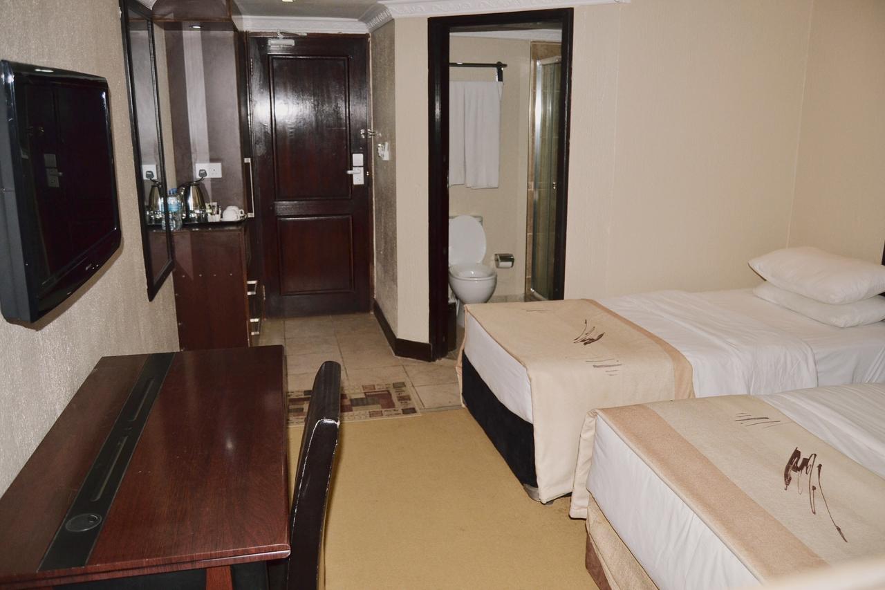 Zawadi House Lodge Аруша Екстер'єр фото
