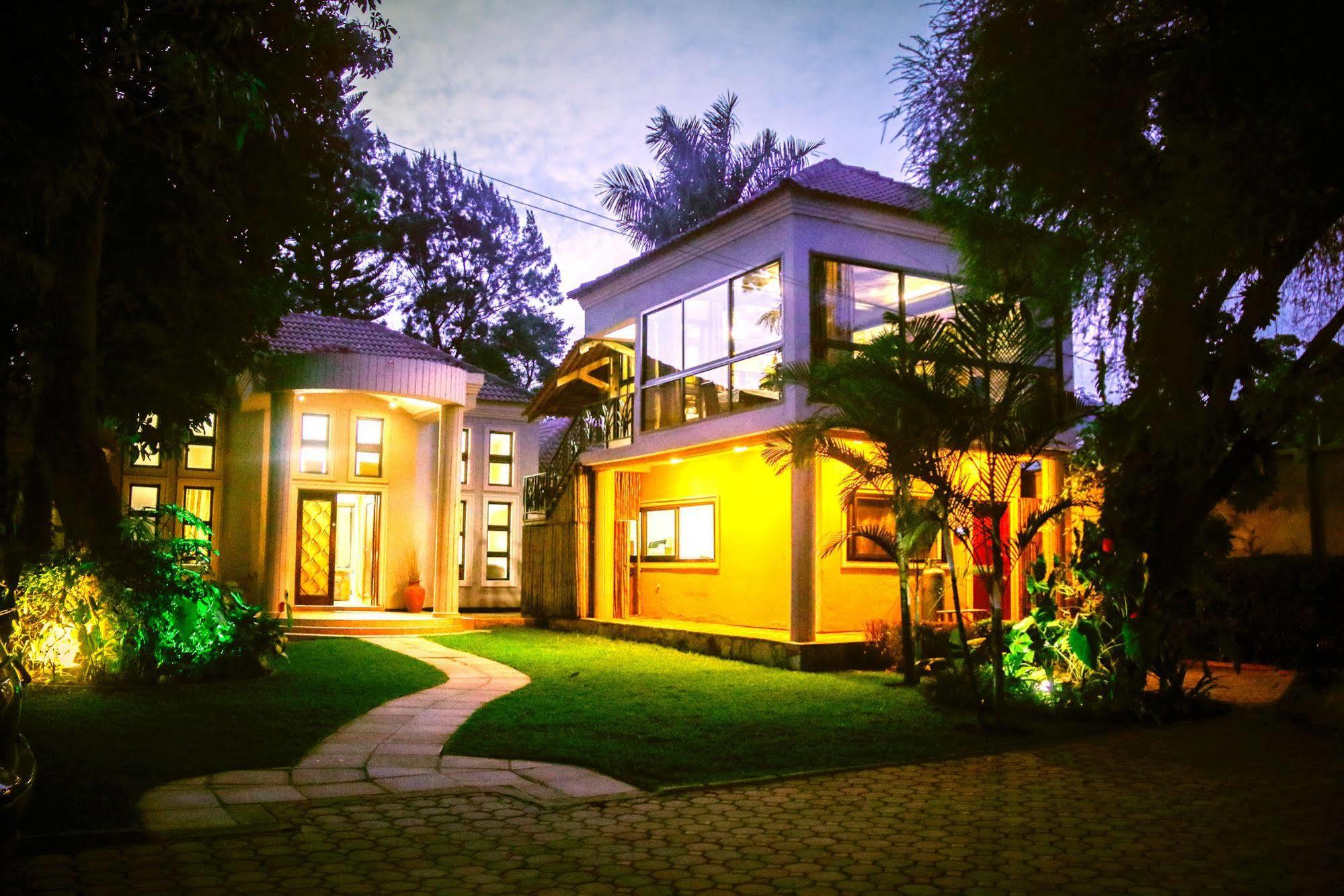Zawadi House Lodge Аруша Екстер'єр фото